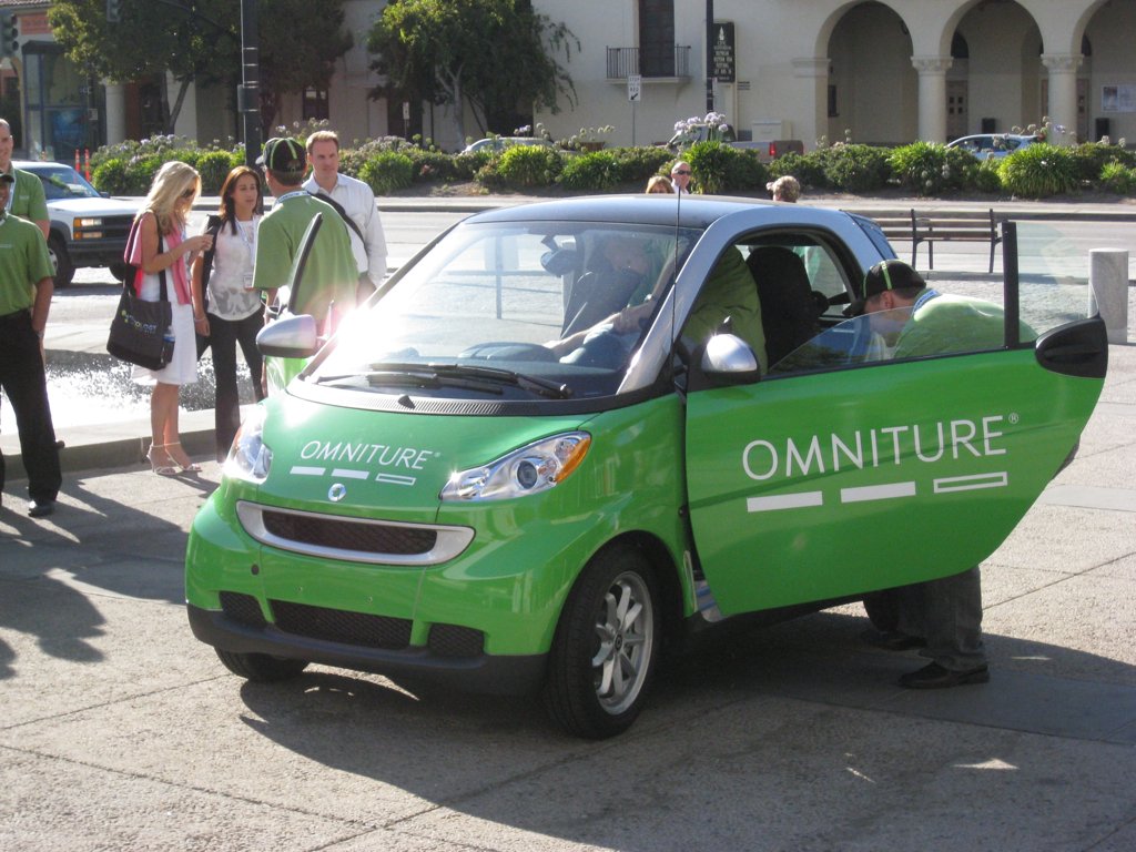 Omniture smart car